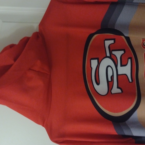49ers hoodie.NFL,XL, red and gold. Perfect condition. - Picture 5 of 7